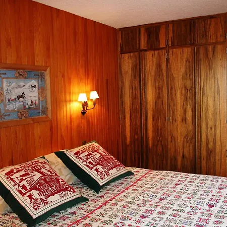 1850 : Ensoleille Ski-aux-pieds Avec Balcon, Parking, Wifi - Fr-1-575-36